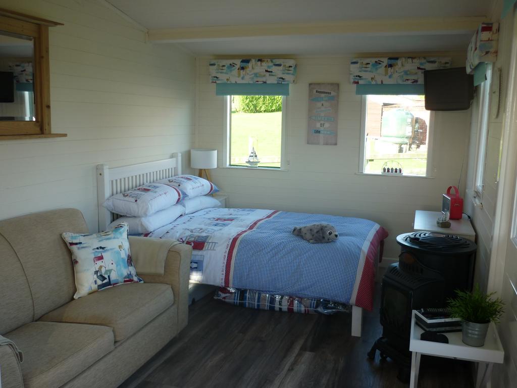 Seal Cabin Villa Strangford Buitenkant foto